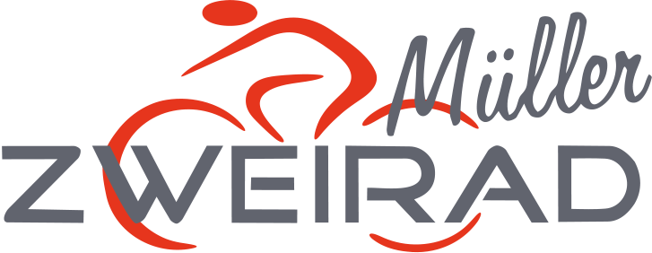 Logo von Müller ZWEIRAD: Über dem grauen Schriftzug „Müller ZWEIRAD“ ist ein stilisiertes rotes Fahrrad mit Fahrer abgebildet. Die Buchstaben sind optisch mit dem Fahrraddesign verbunden.